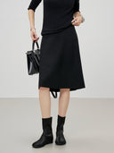 Flattering A-Line Midi Skirt（Z3556）