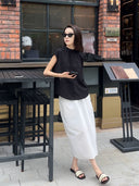 เสื้อแขนกุดดีไซน์ผูกผ้าสไตล์มินิมอล (Z818)