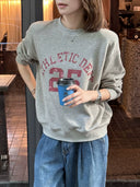 เสื้อสเวตเตอร์ทรงหลวมพิมพ์ลายตัวอักษรวินเทจ (Z3515)