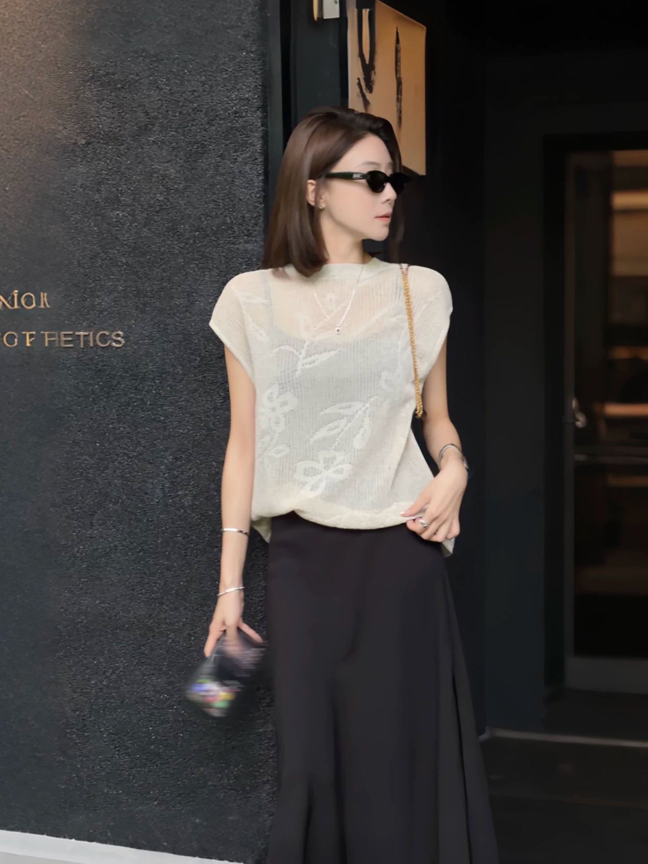 เสื้อไหมพรมถักลายดอกไม้แบบพลิกกลับได้ (Z3376)